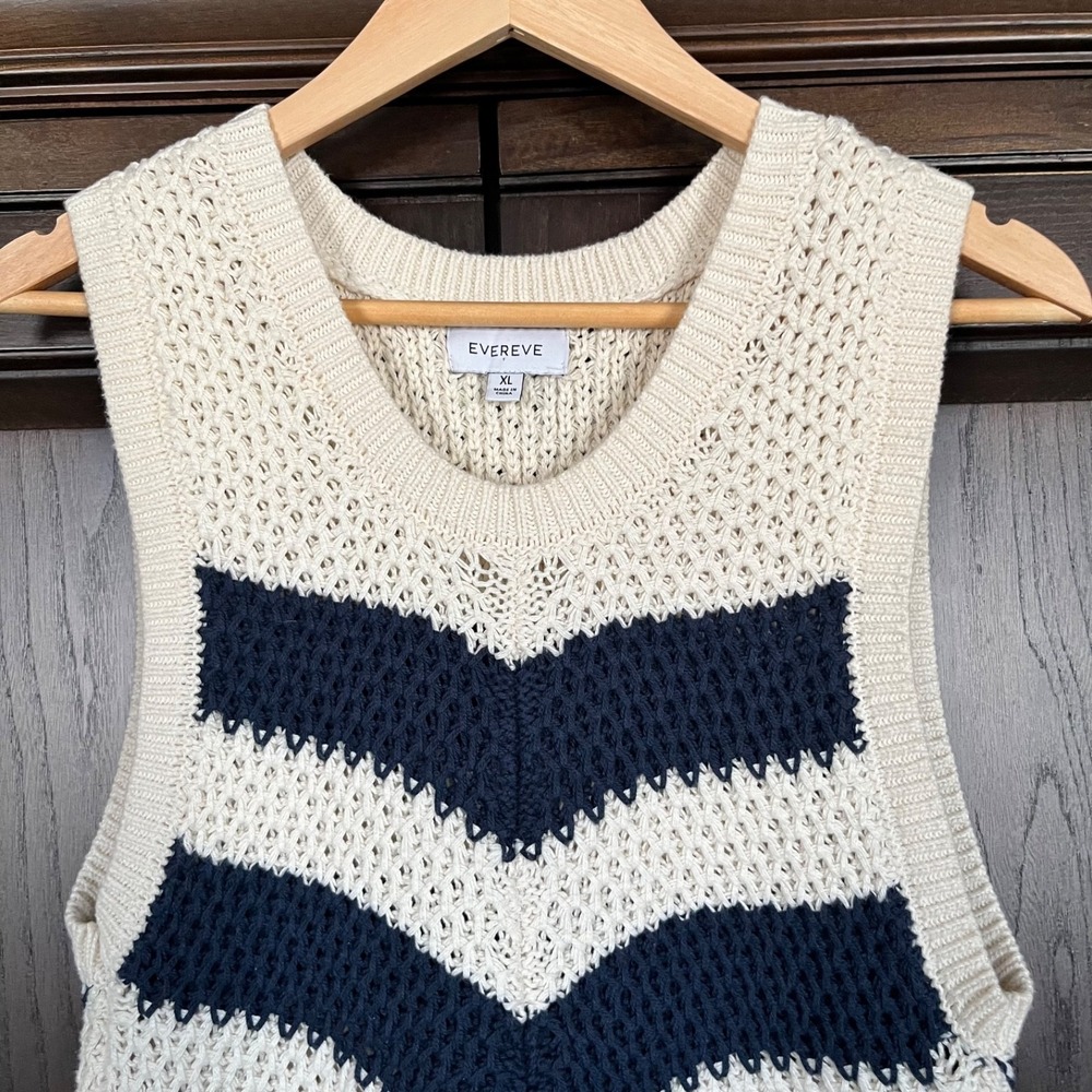 EVEREVE Sweater Vest Womens Sz XL Navy Ivory Striped Open Knit Classic Work - Picture 2 of 6